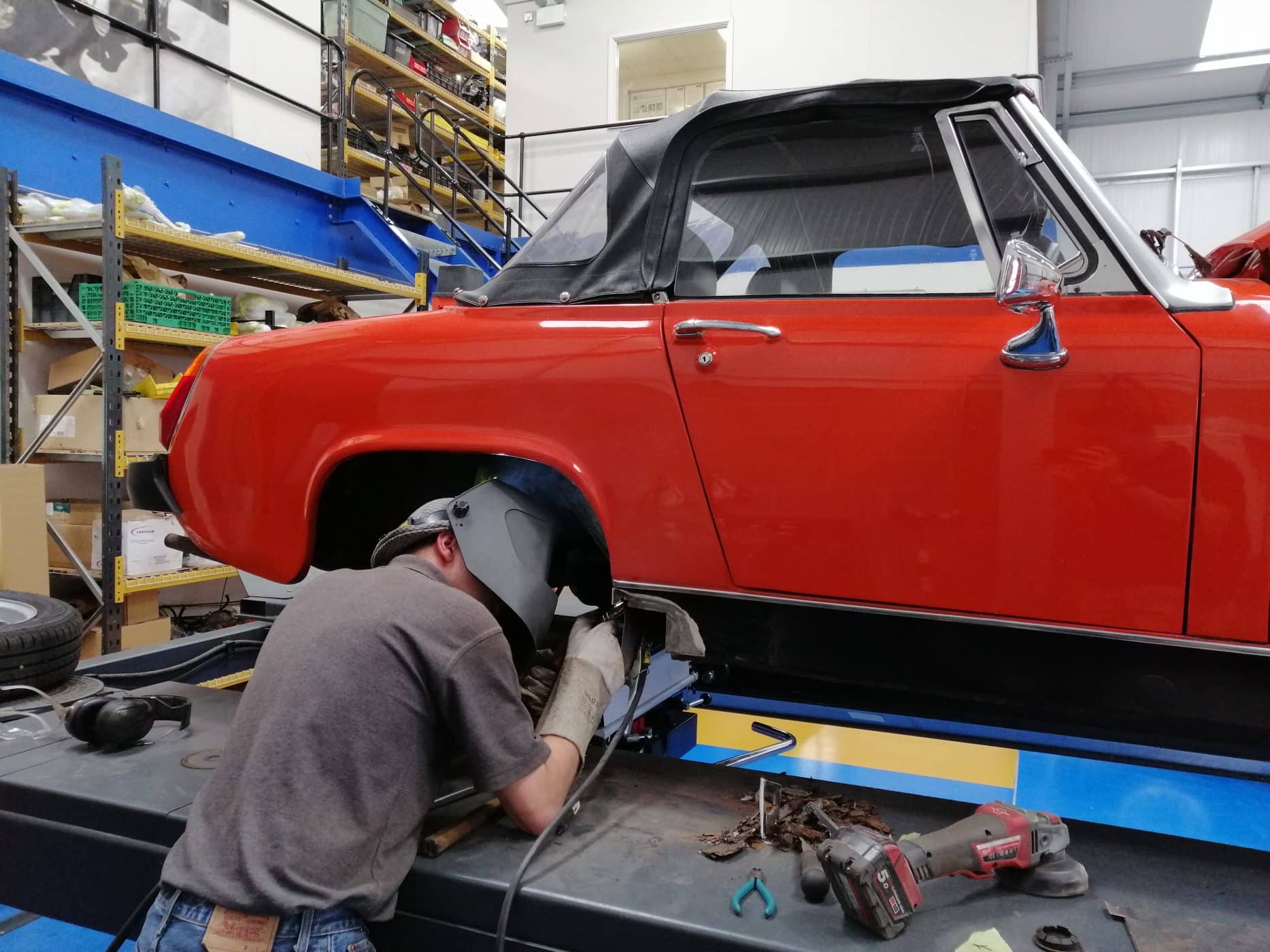 1979 MG Midget welding 8 1