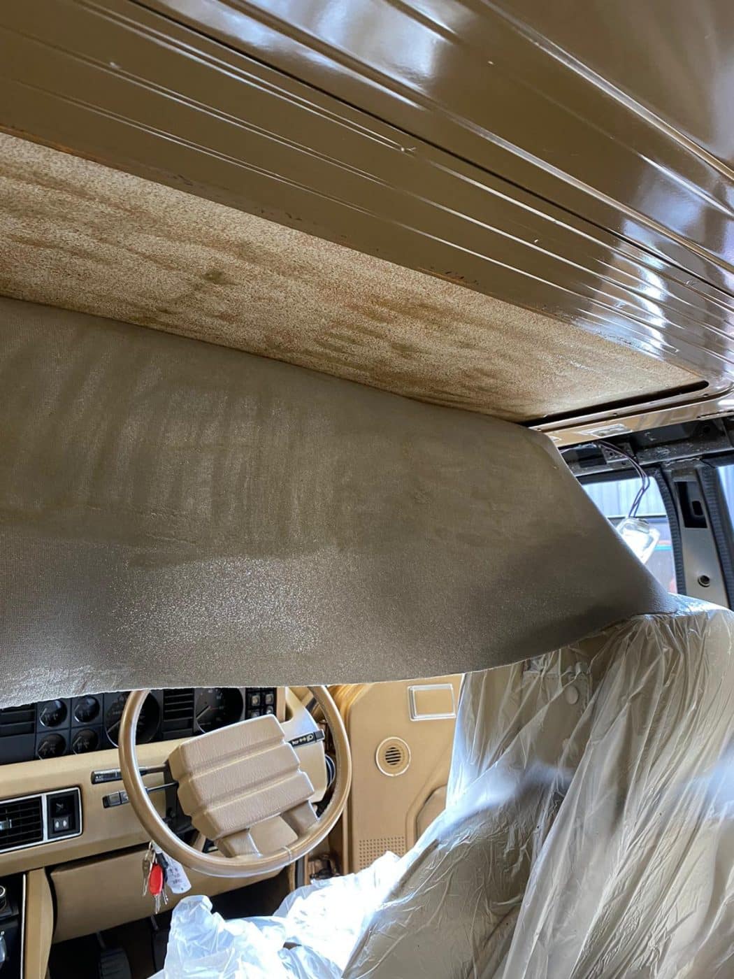 1981 Rover 3500 SD1 Vanden Plas headlining fitting 4 1