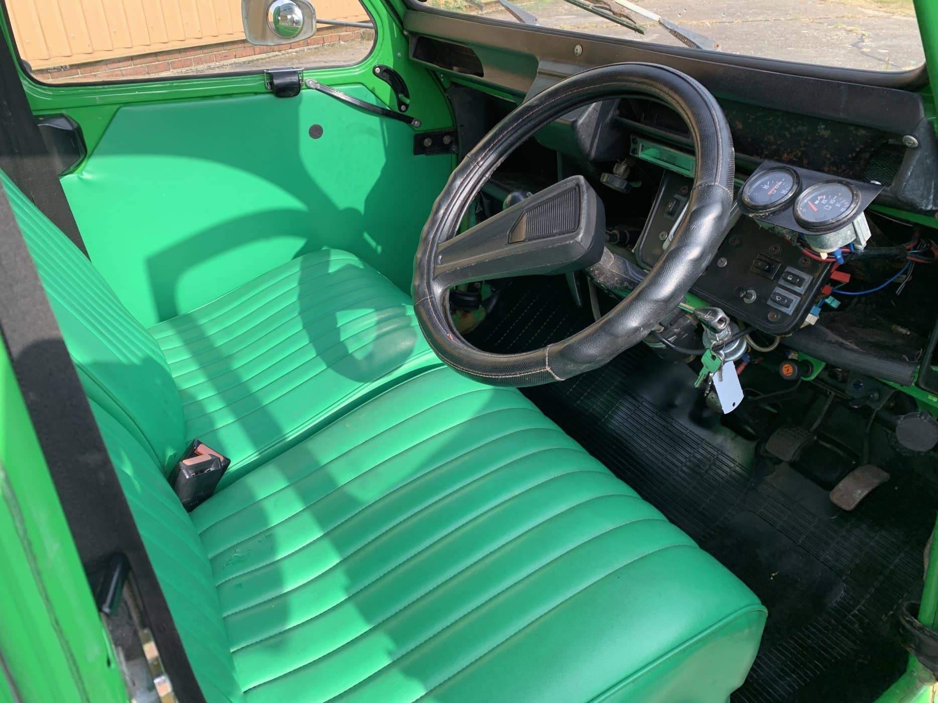 270721 1985 Citroen 2CV Van 10 1