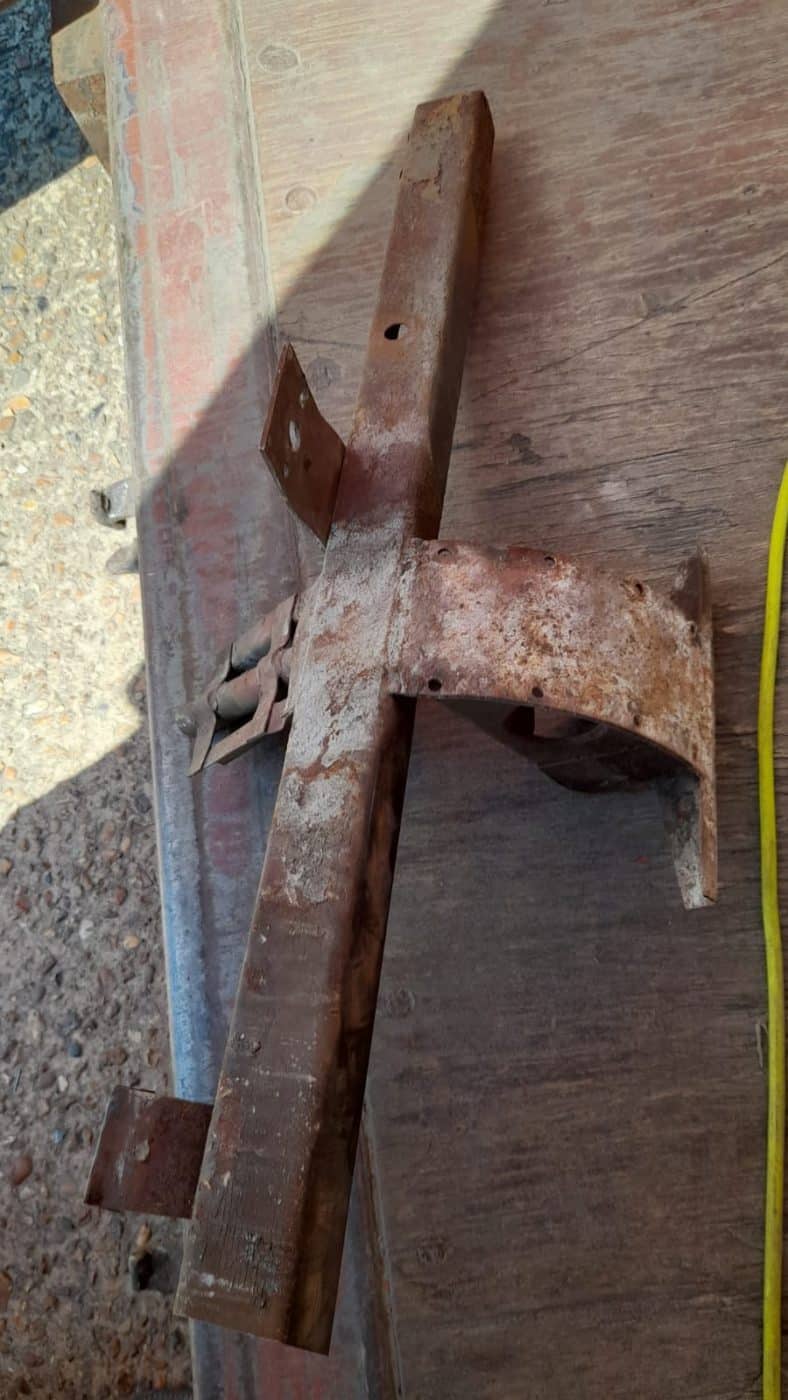 Aston Martin DB 2 4 Sandblasting internal bonnet frame 1