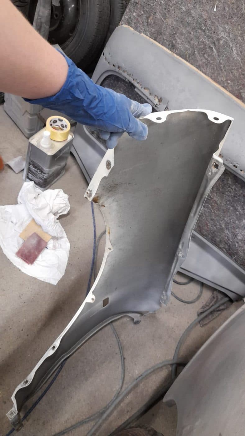 Honda Integra filling sanding and cleaning 12 1