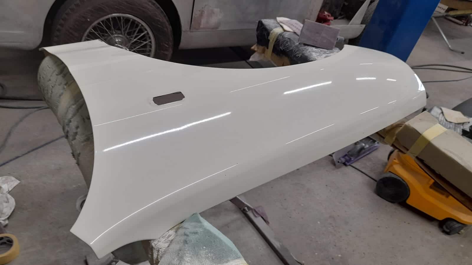 Honda Integra filling sanding and cleaning 18 1