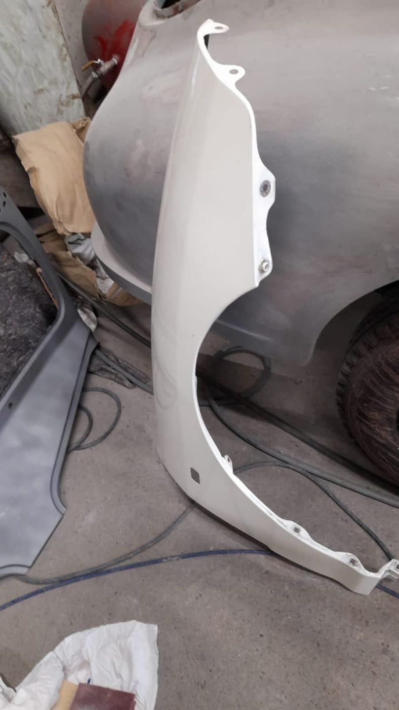 Honda Integra filling sanding and cleaning 9 1