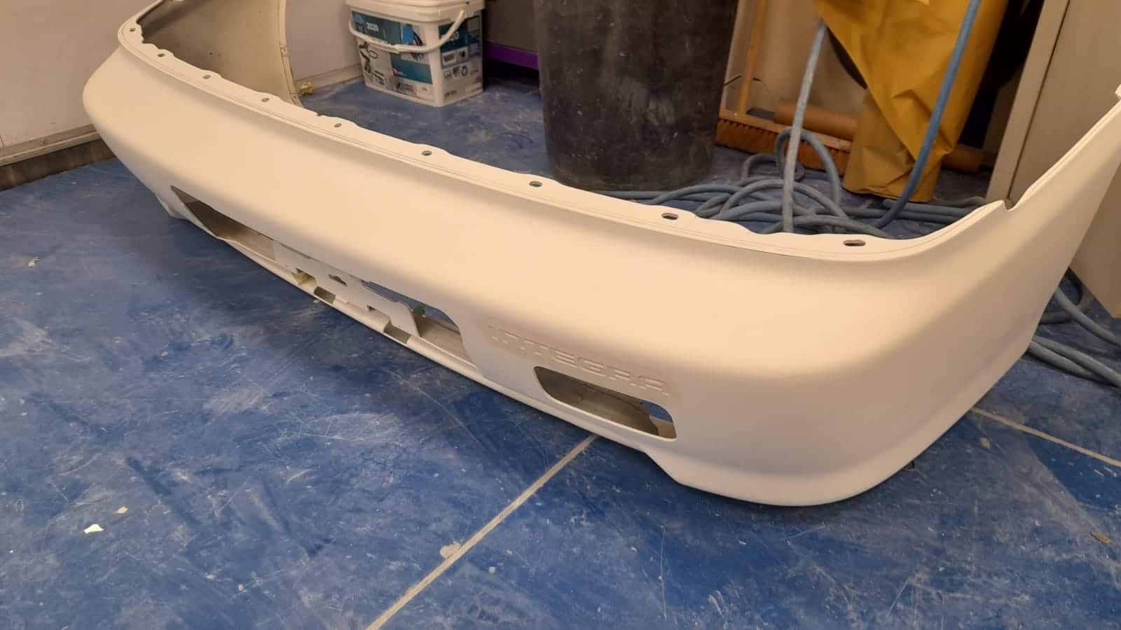 Honda Integra pannels being sanded after priming 16 1