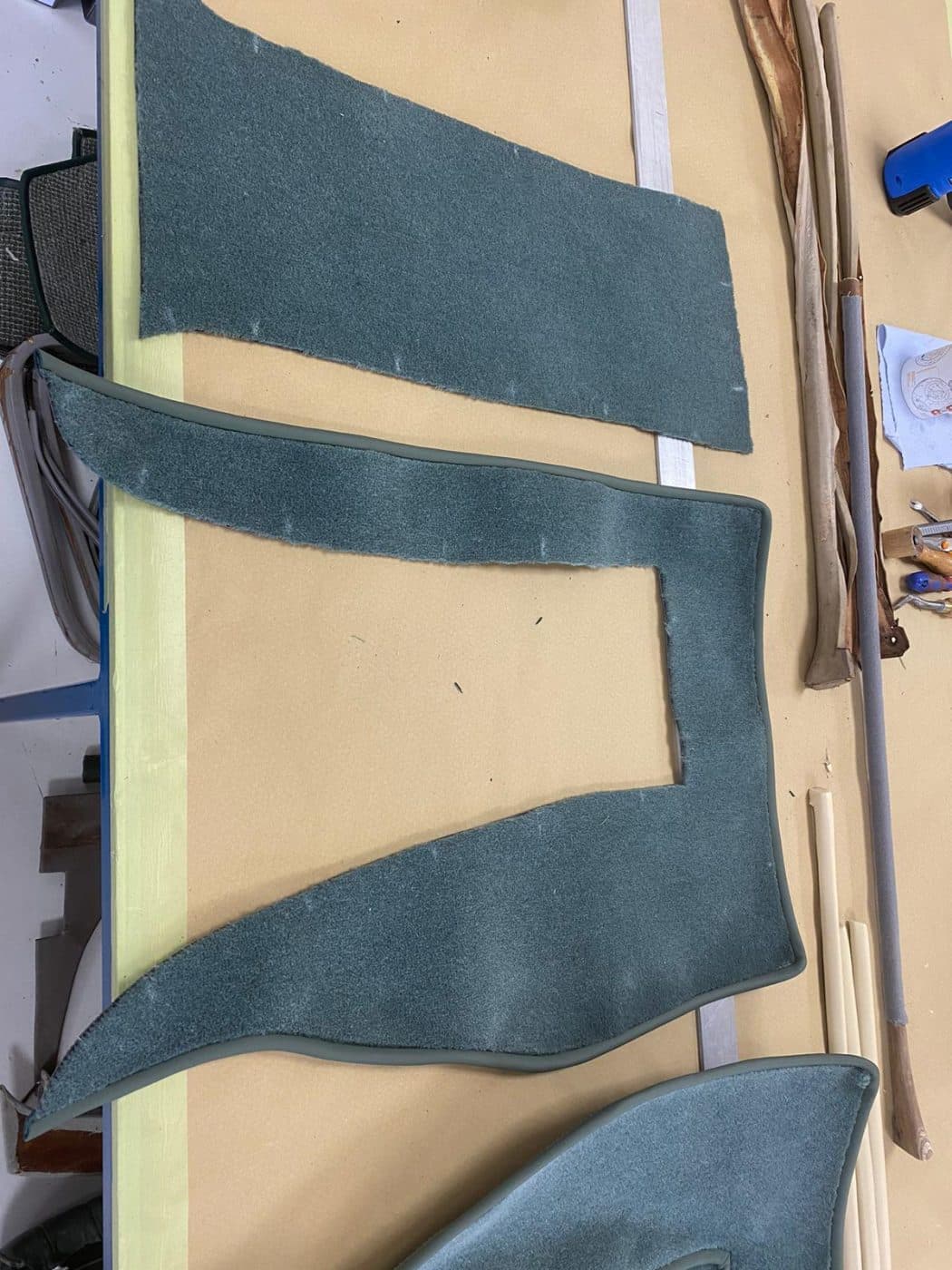 Jaguar E Type Series 1.5 1968 making new front carpets 8 1