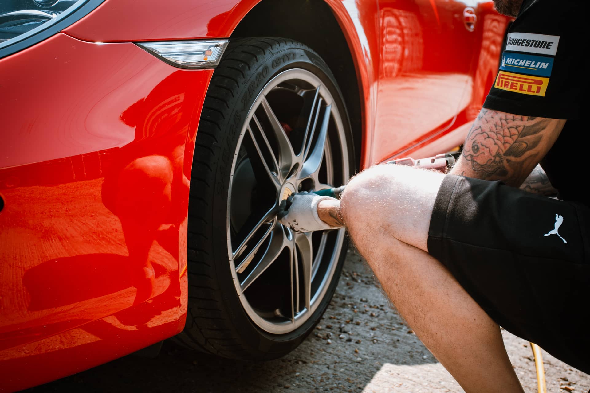 Mark Hodder Porche 911 Tyre Assist 4 1