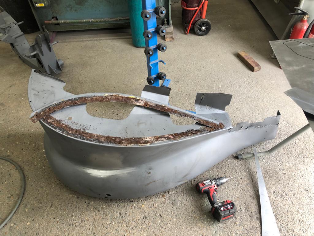 Riley repairs front left wing 32 1
