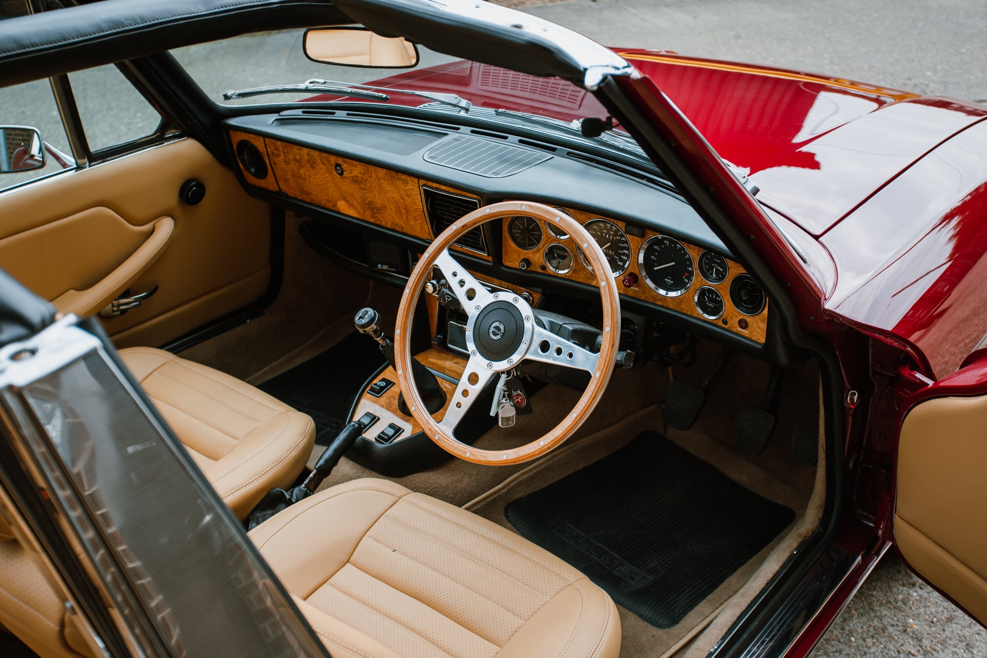 Triumph Stag 1974 26 1