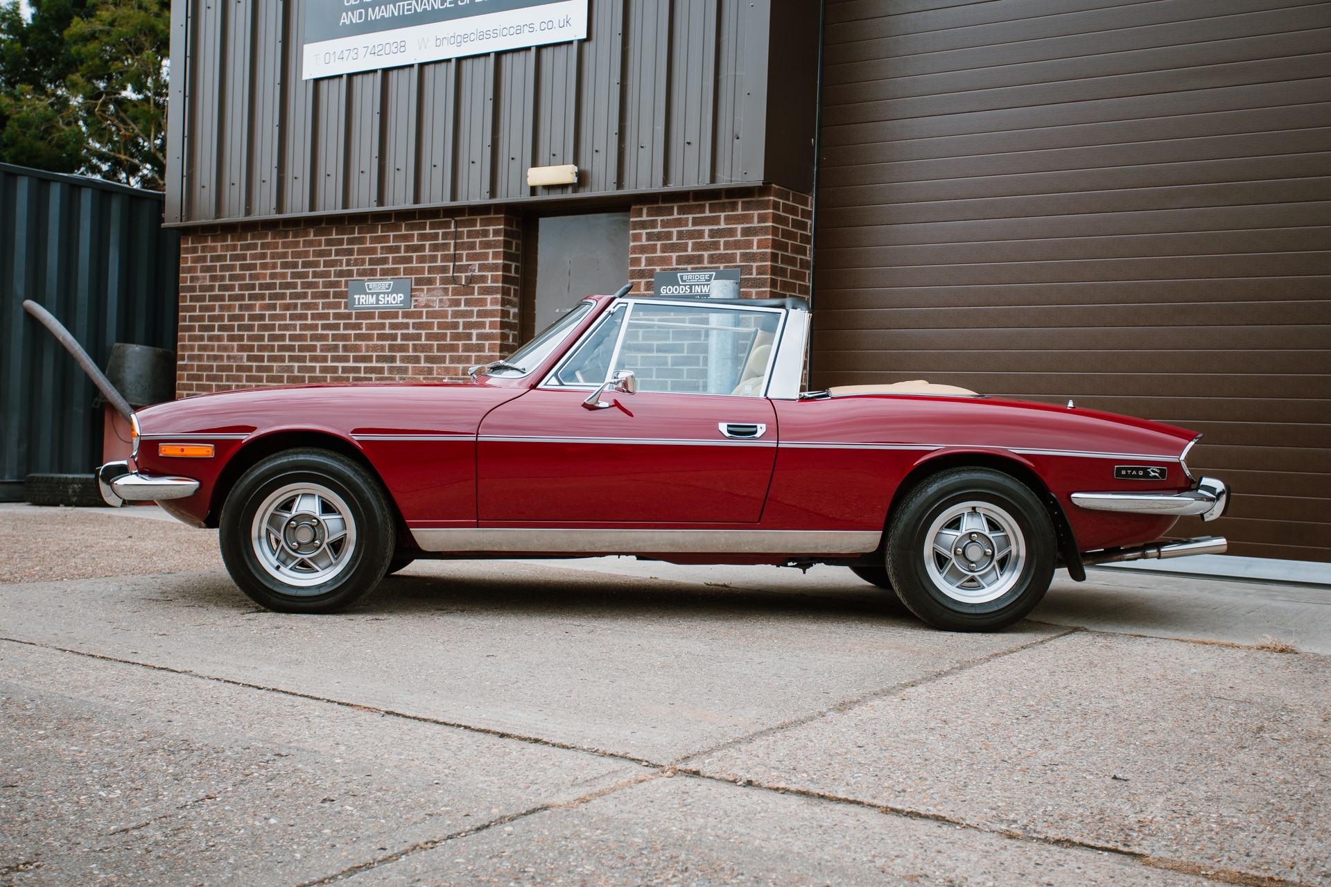 Triumph Stag 1974 30 1