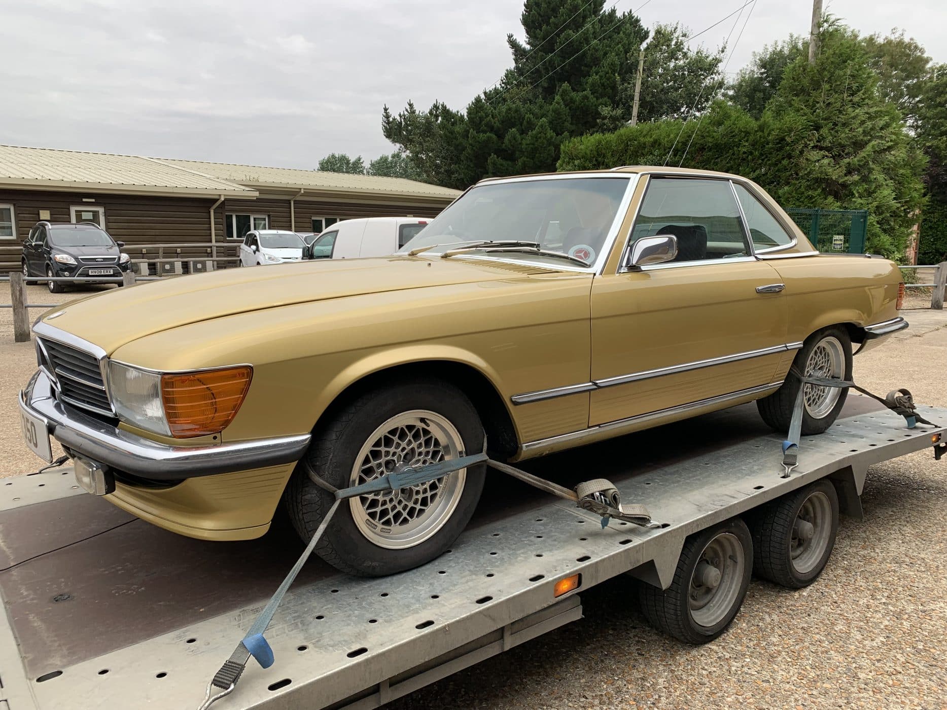 200821 Mercedes 350SL Arriving 2 1