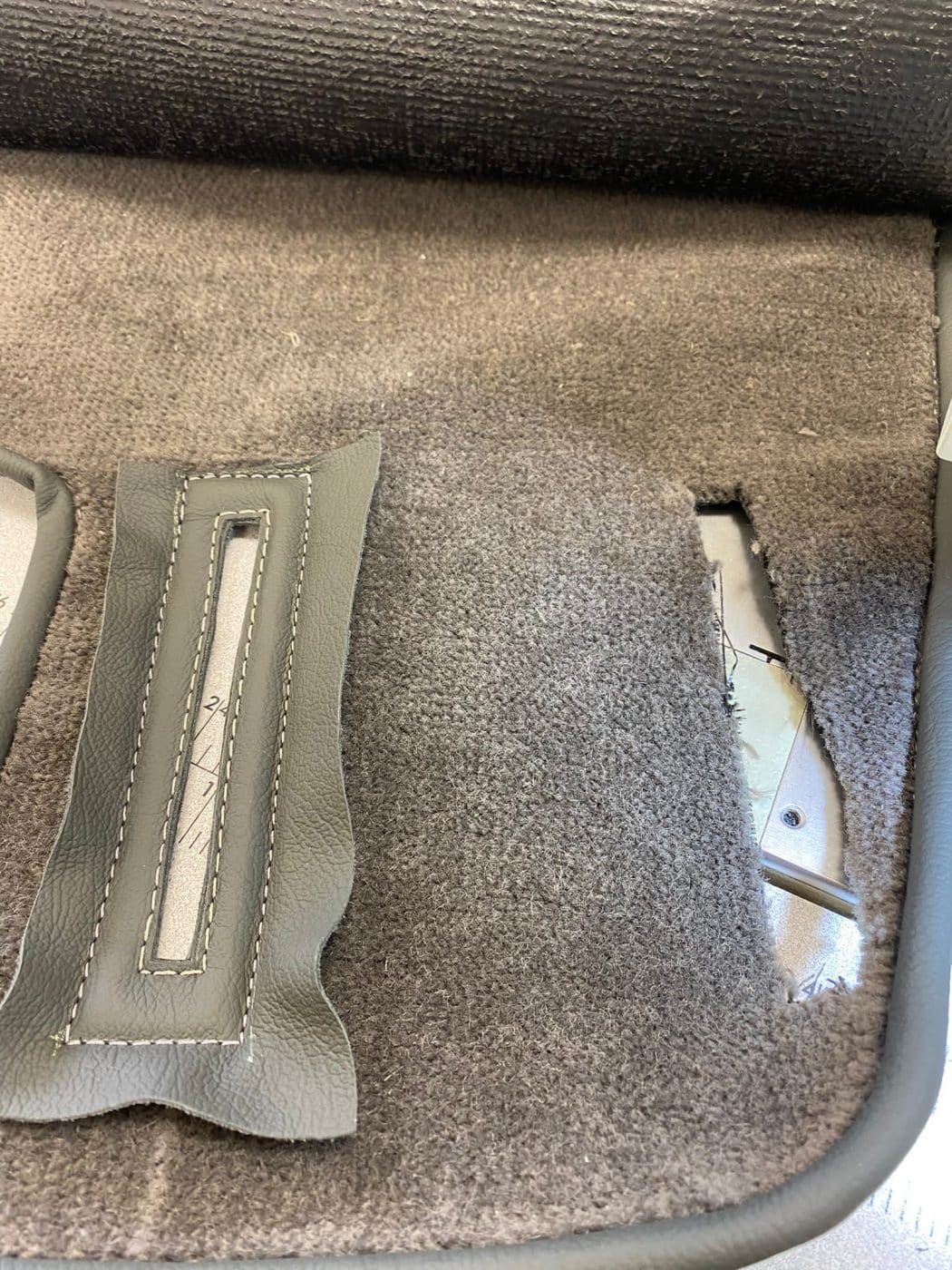 230821 Aston Martin 2 4 Interior 18 1