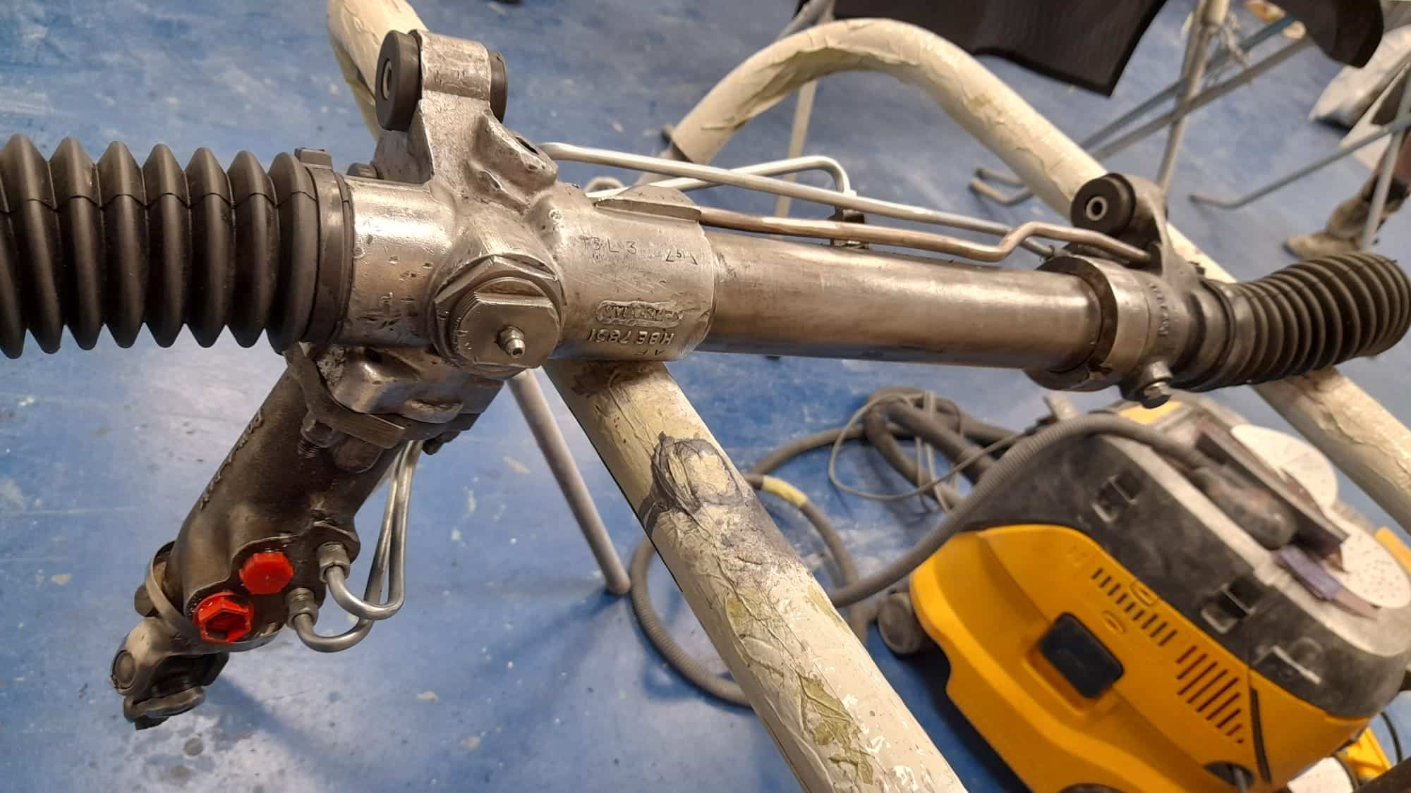 Arrow Ferrari Daytona Steering Rack Paint Prep 5 1