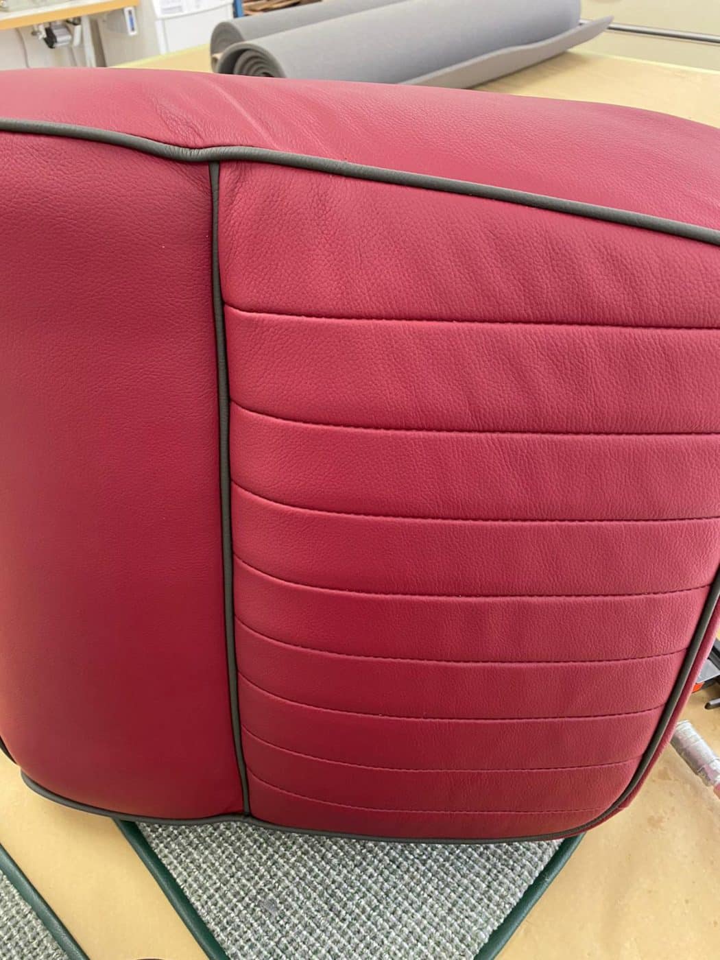 Aston Martin DB2 4 base seat fitting beginning 25 1