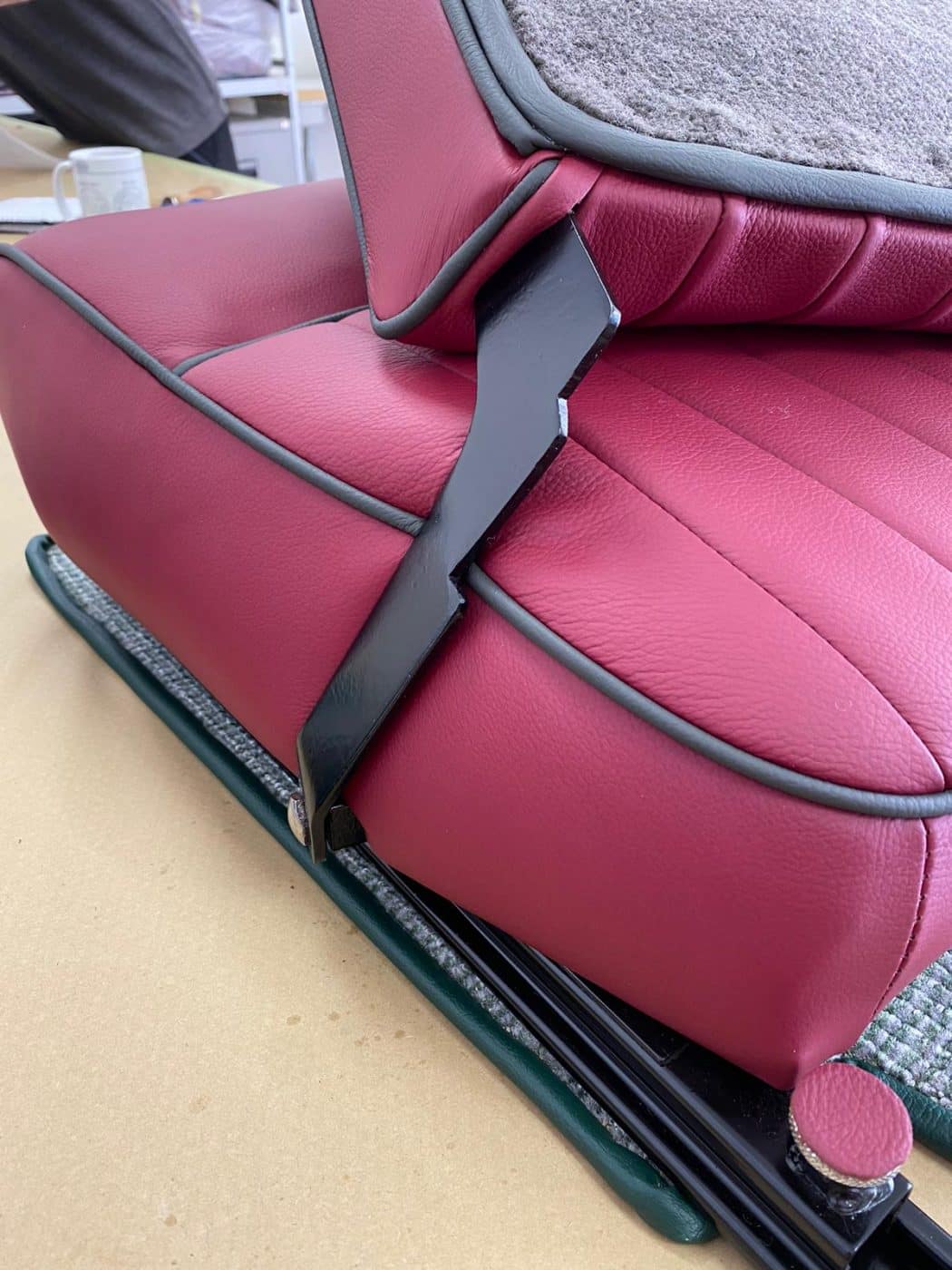 Aston Martin DB2 4 base seat fitting beginning 36 1