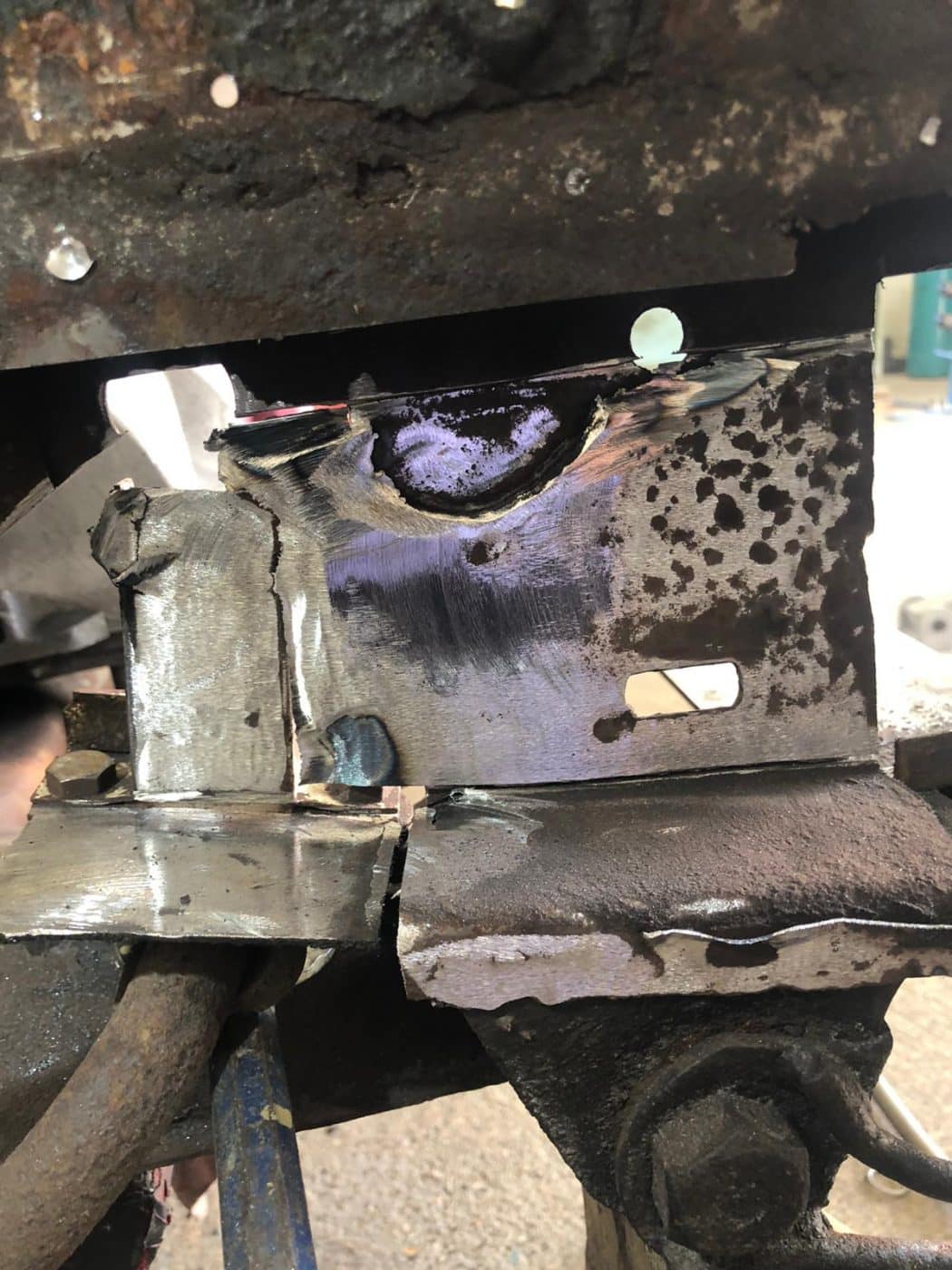 Daimler Double Six corrosion repair work continues 10 1