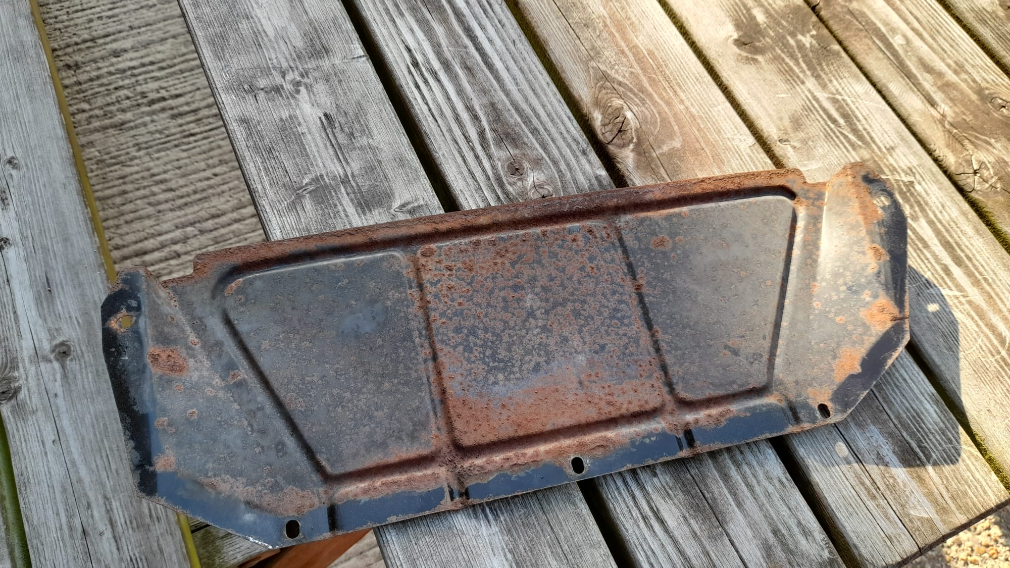 Ford Capri Sandblasting piece from the engine bay to remove original paint and rust ready for re painting 3 1