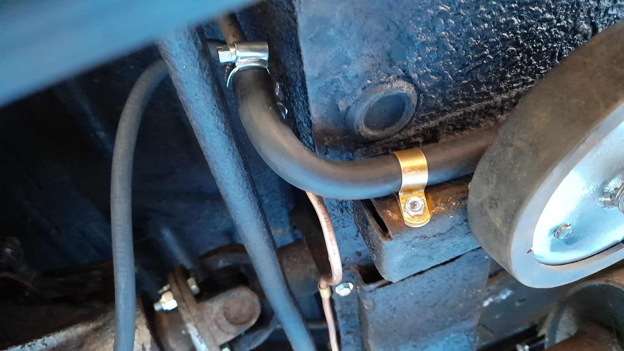 Jaguar E Type Series 1.5 sorting the fuel system 5 1 1