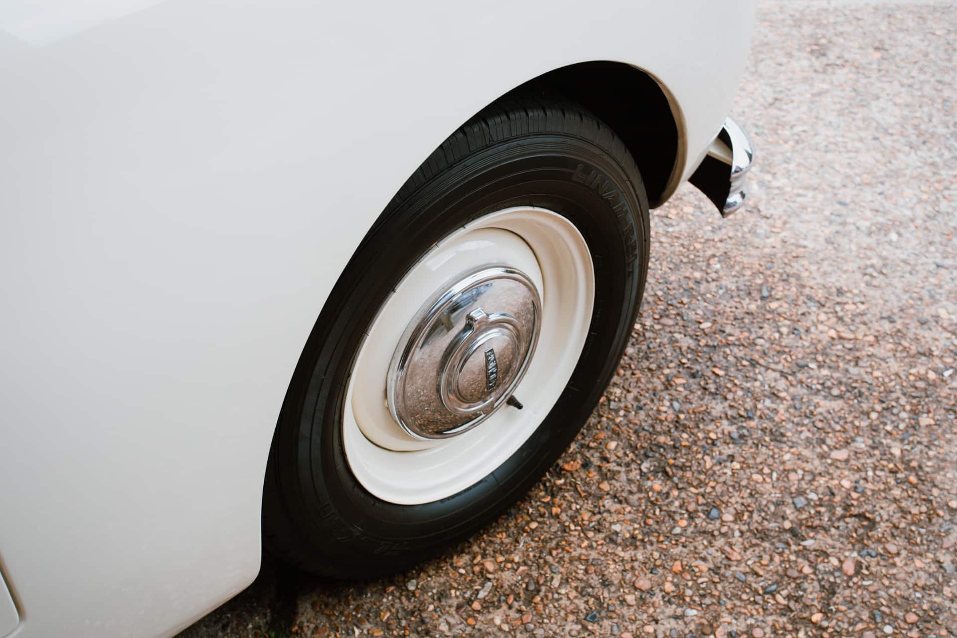 Jaguar MK 7 leaving 14 1