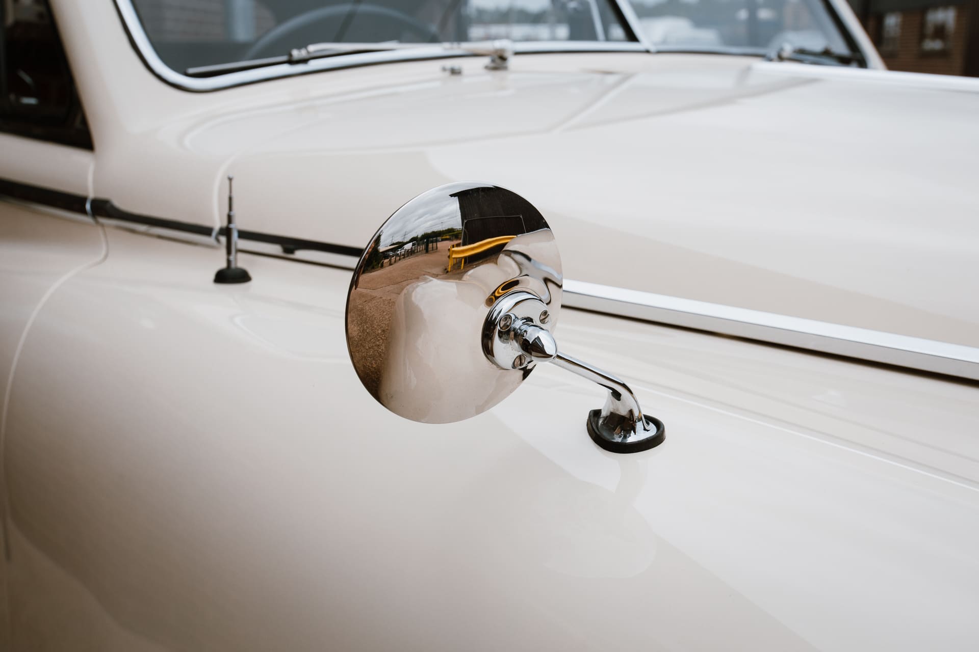Jaguar MK 7 leaving 15 1