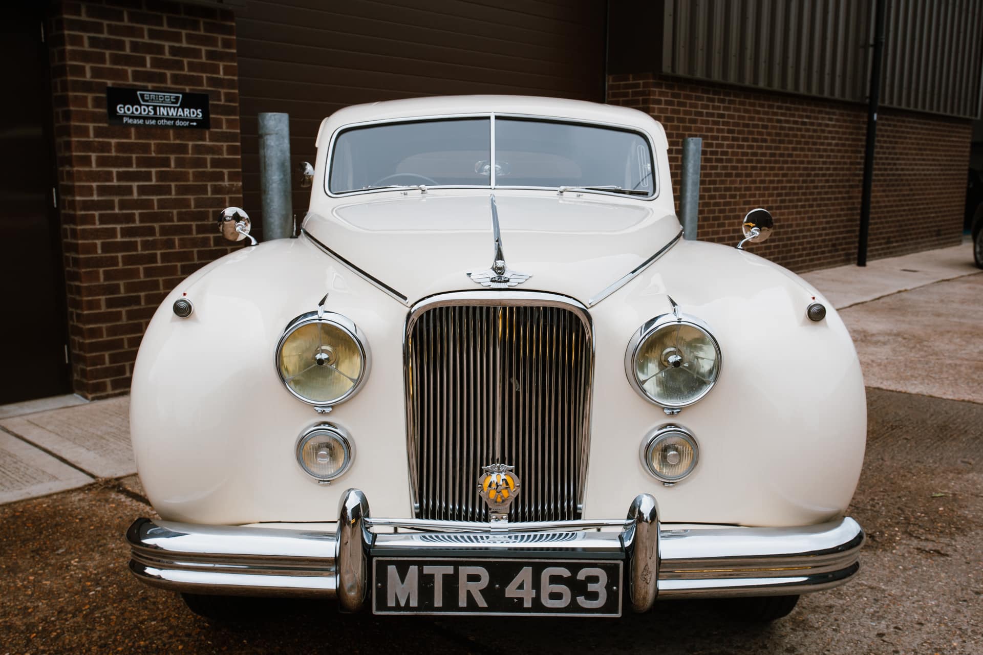 Jaguar MK 7 leaving 17 1