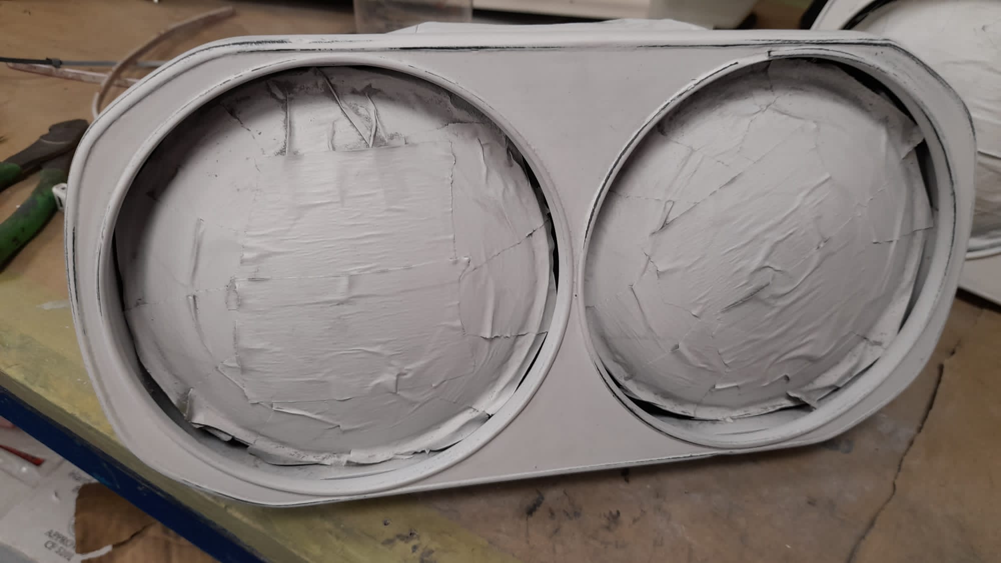Lancia headlight paint prep 4 1