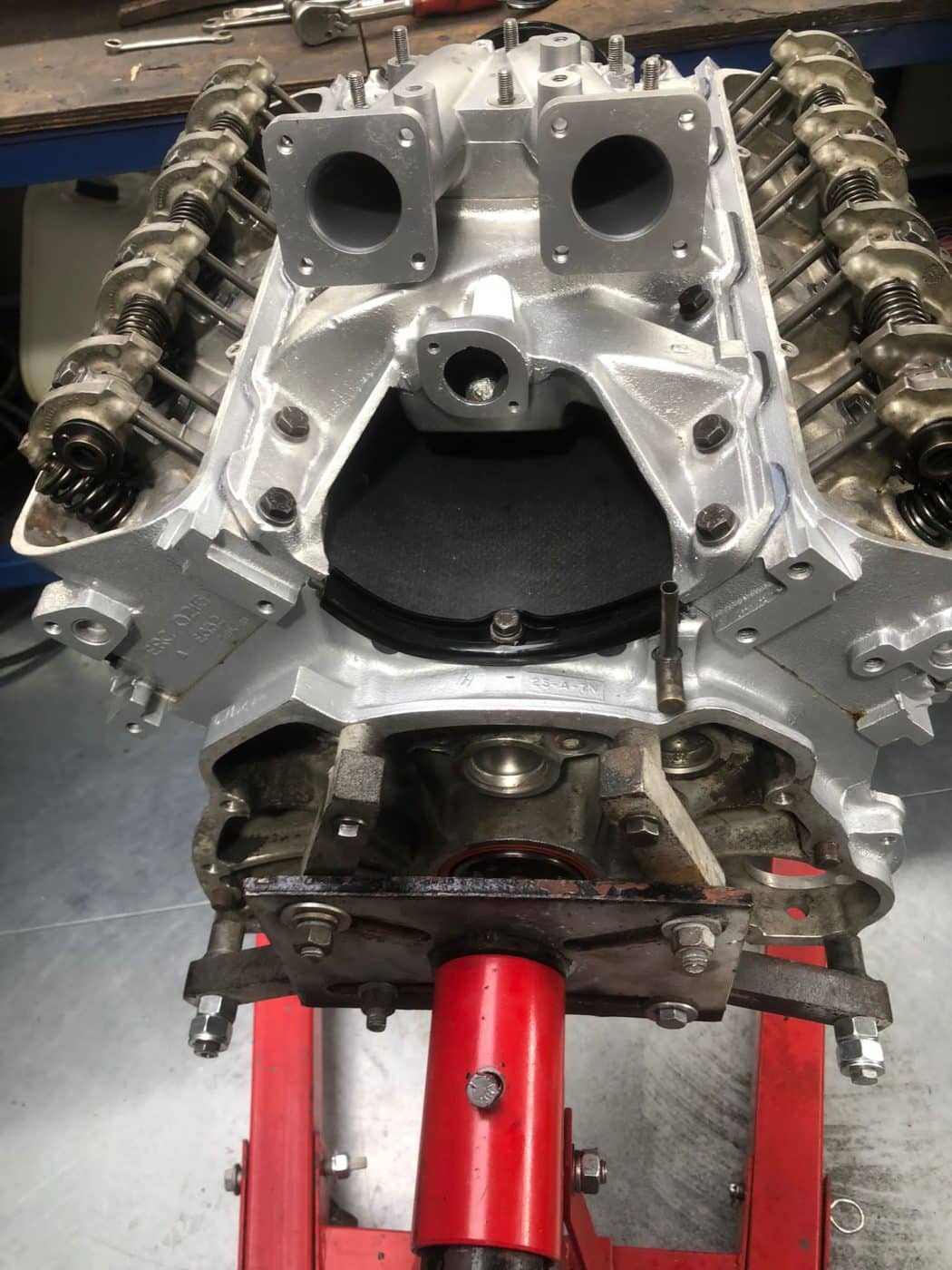 MG B V8 Engine Rebuild 33 1