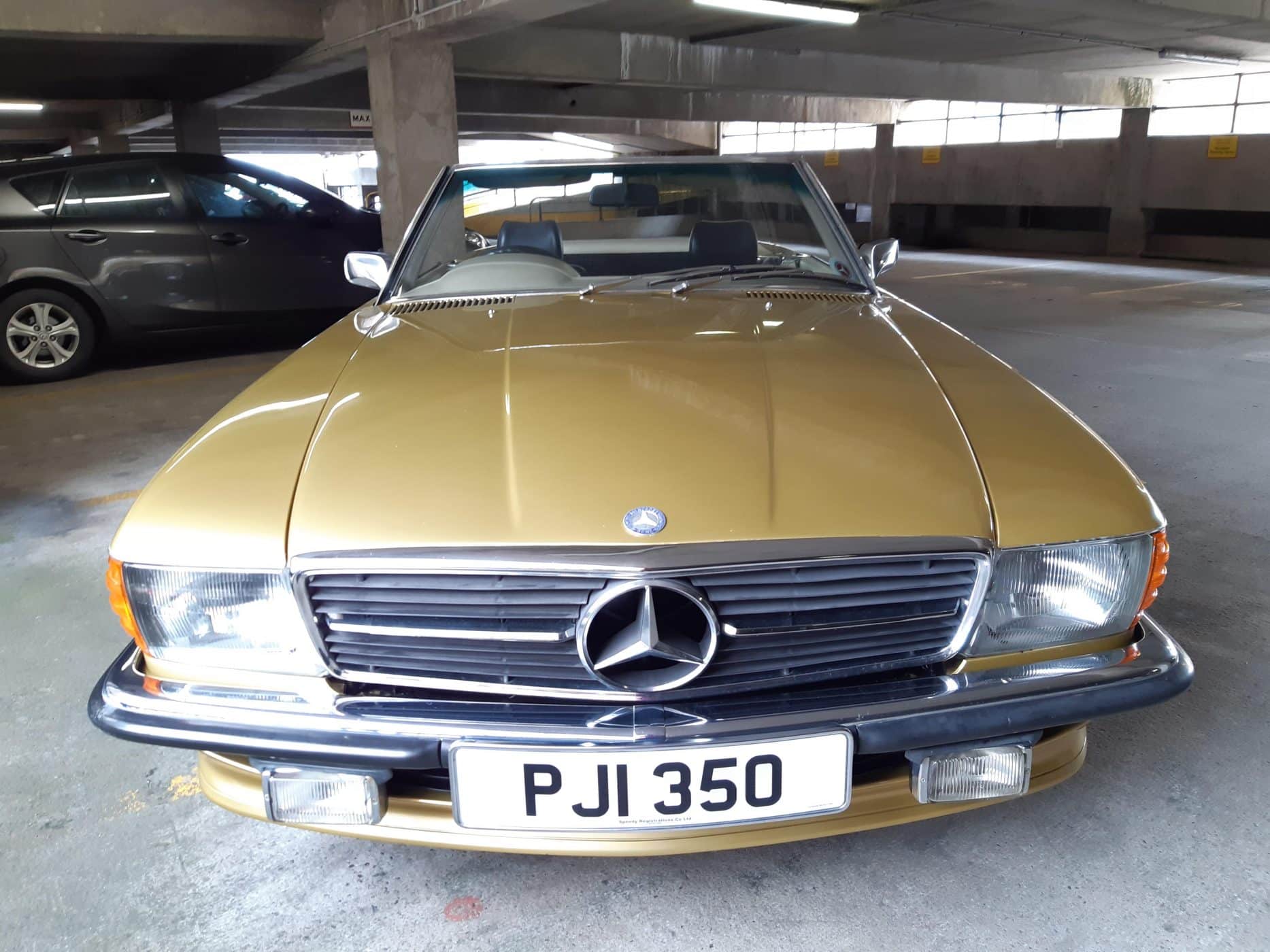 Mercedes R107 350 SL Auto 13