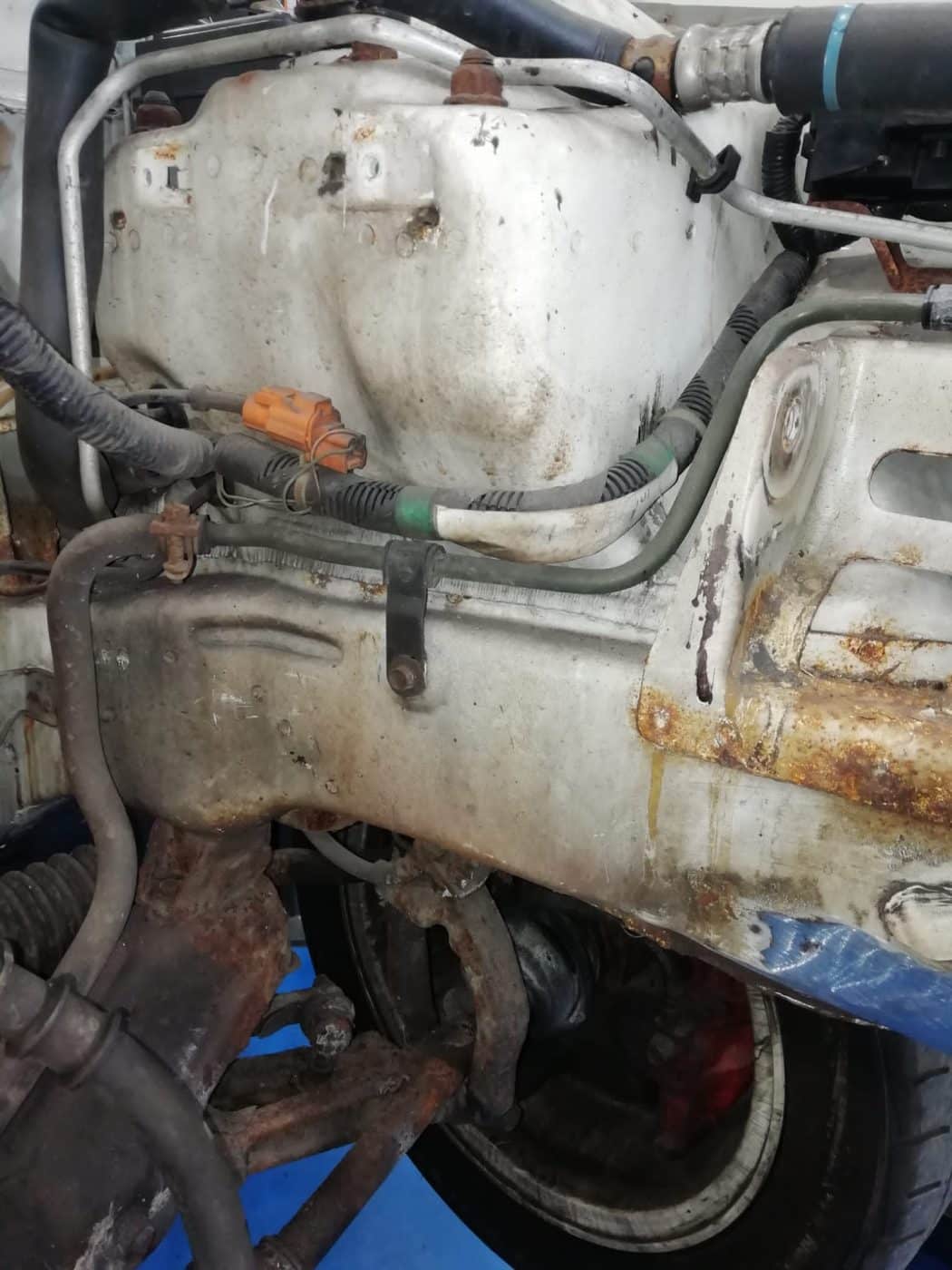 010921 1998 Honda Integra Engine Out Preparing Engine Bay 3 1