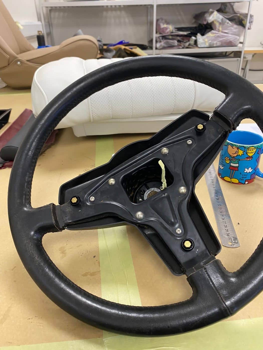 010921 Porsche 911SC Steering Wheel Re covering 16 1