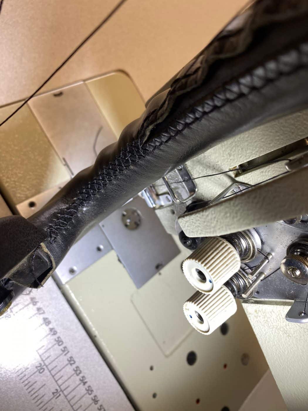 010921 Porsche 911SC Steering Wheel Re covering 9 1