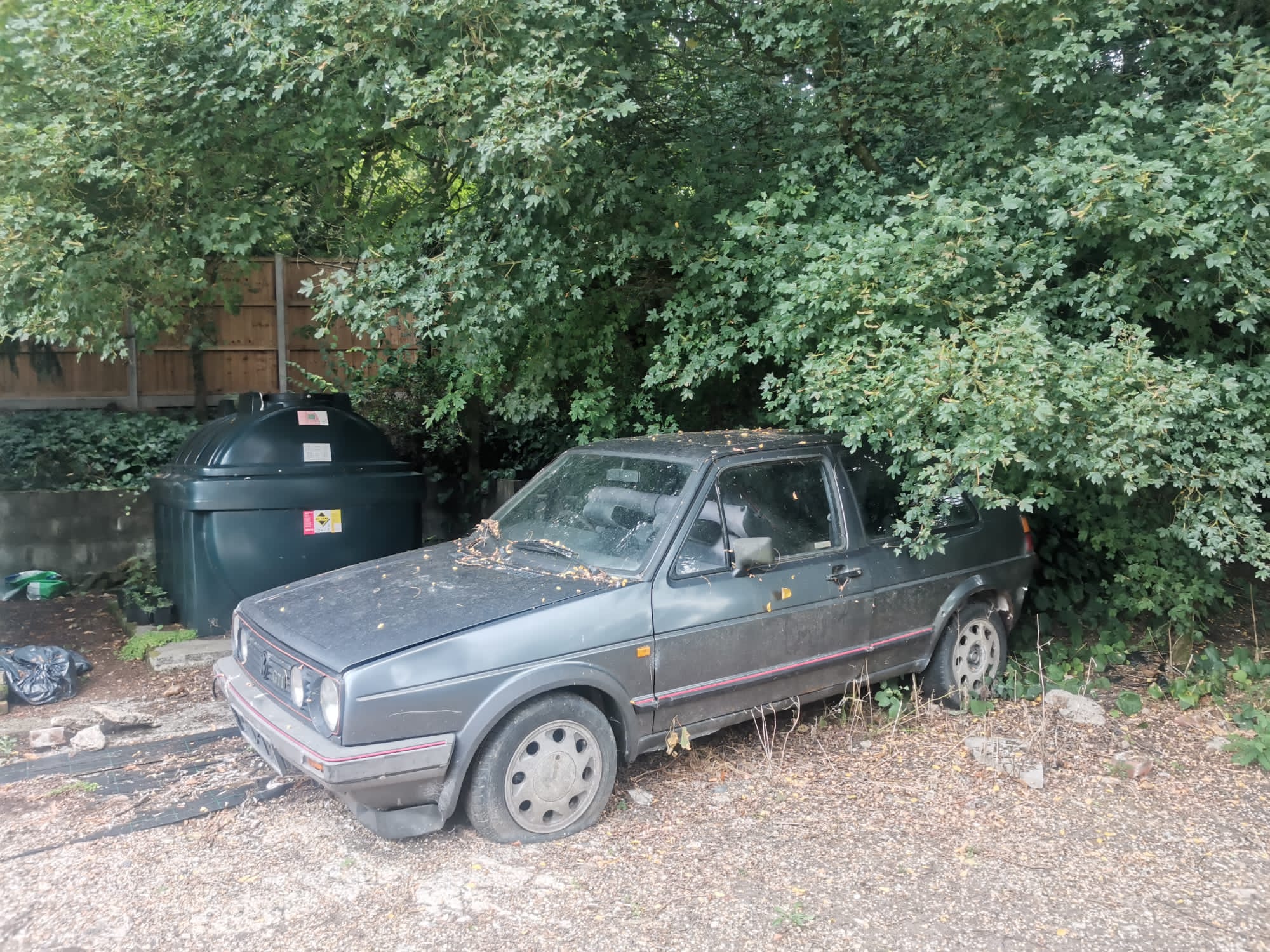 010921 Volkswagen Golf GTI restoration project 1