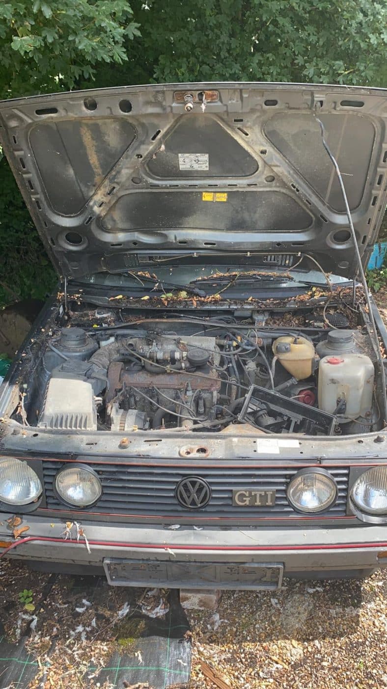 010921 Volkswagen Golf GTI restoration project 37 1