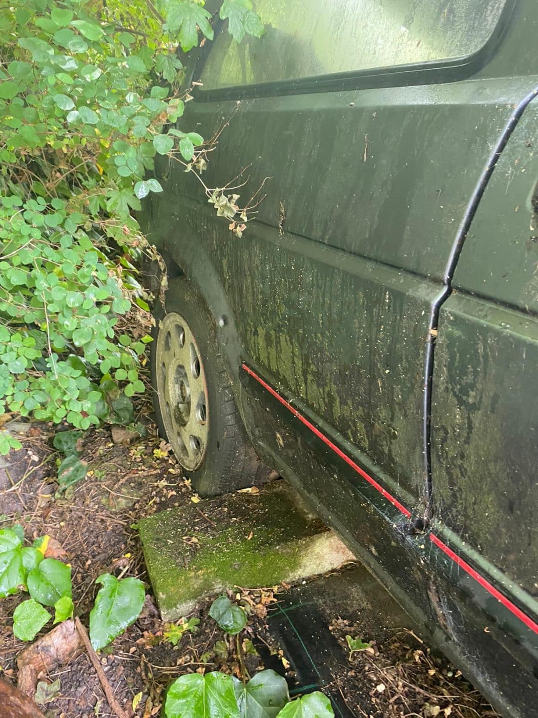 010921 Volkswagen Golf GTI restoration project 41 1