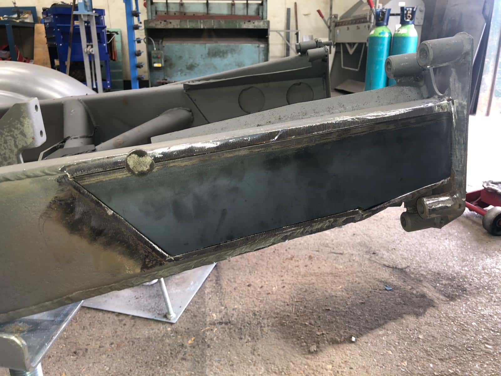 030921 Riler RMD front subframe and chassis repairs 16 1