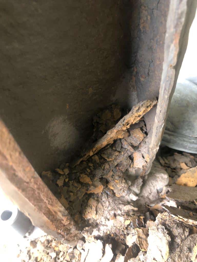 030921 Riley RMB Chassis corrosion 8 1