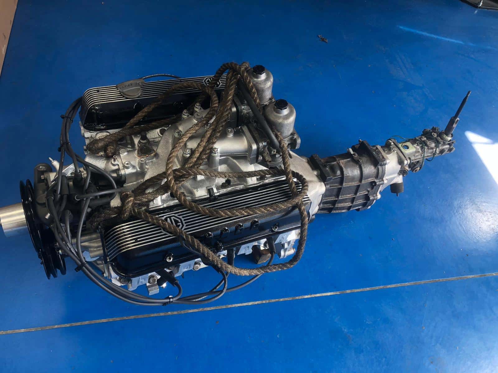 040921 1973 MG B GT V8 5 1