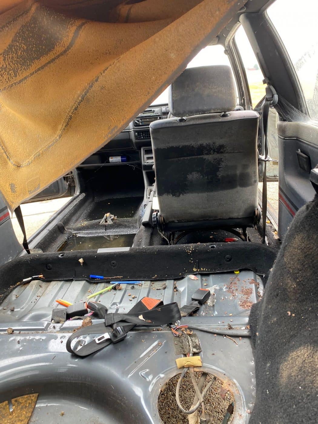 040921 1983 Volkswagen Golf GTI Interior Strip Out 16 1
