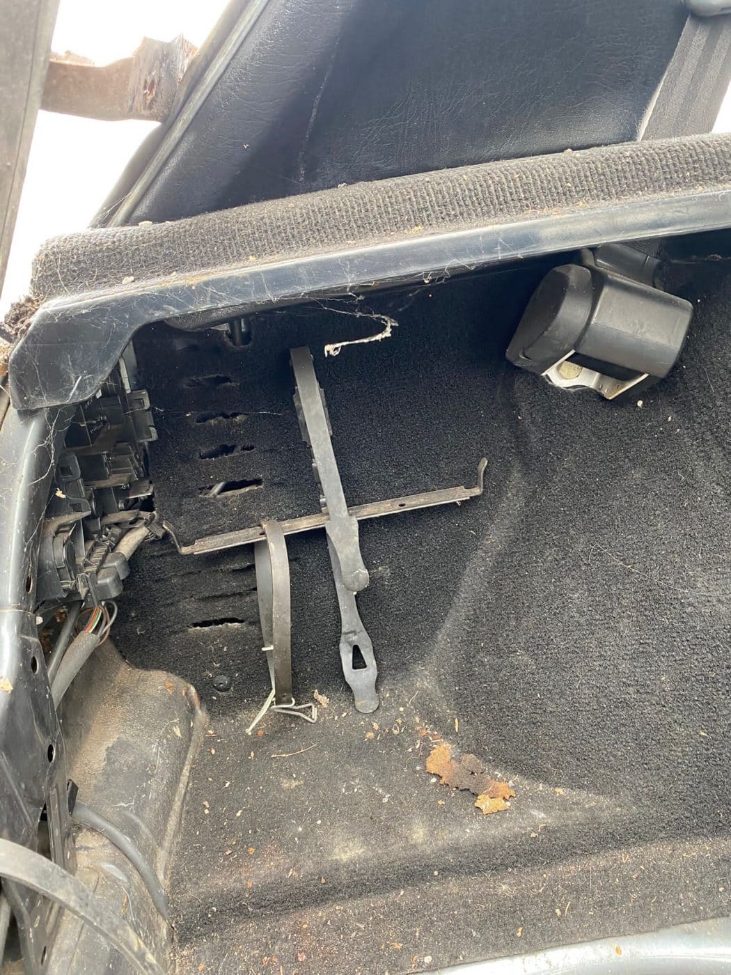 040921 1983 Volkswagen Golf GTI Interior Strip Out 18 1