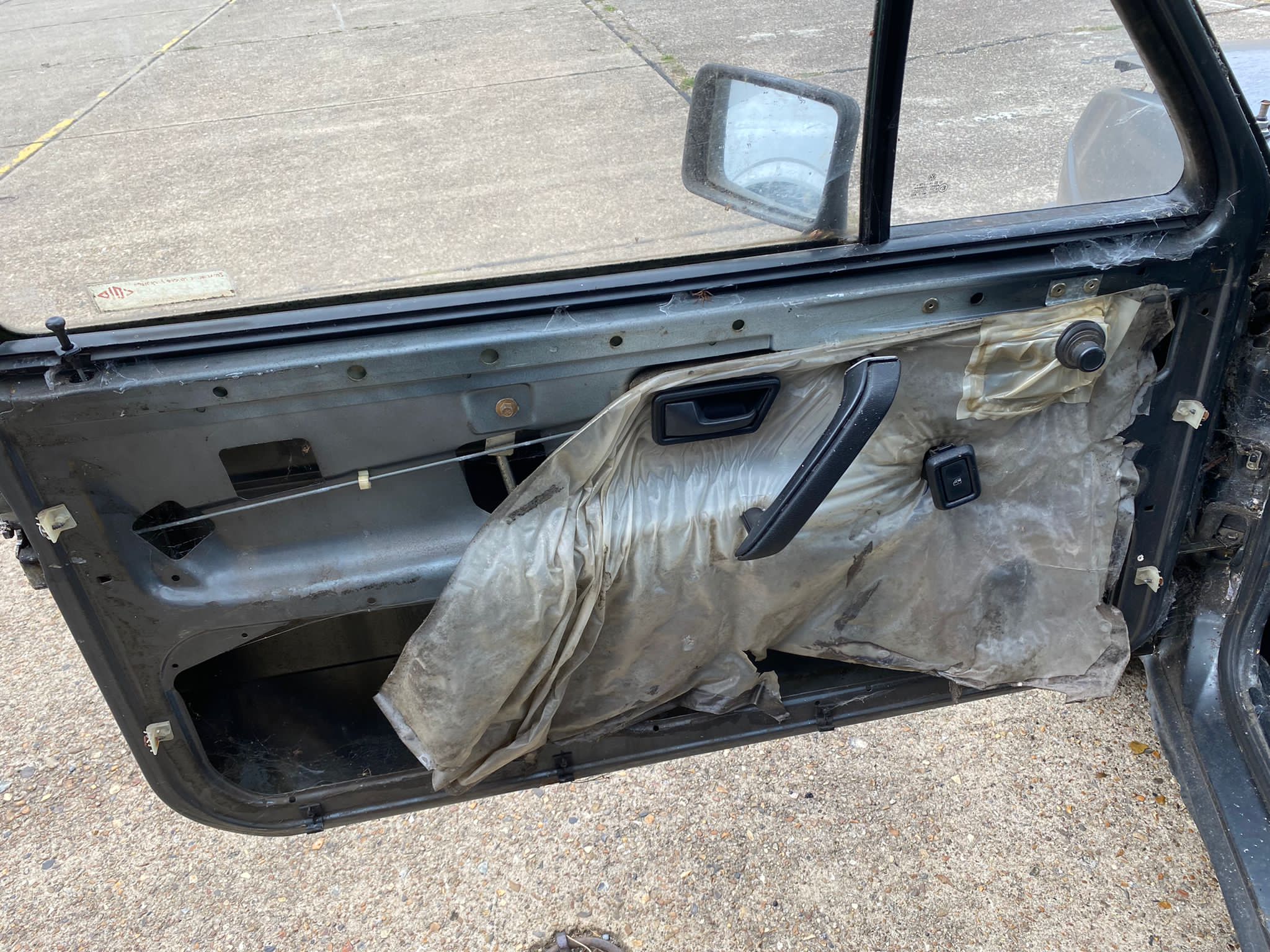 040921 1983 Volkswagen Golf GTI Interior Strip Out 30 1