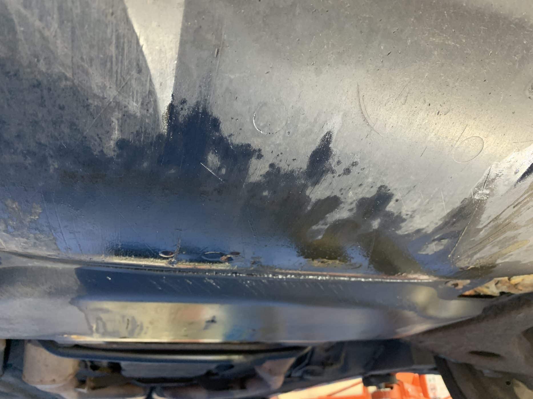 070921 Mercedes E55 Underside defects 1