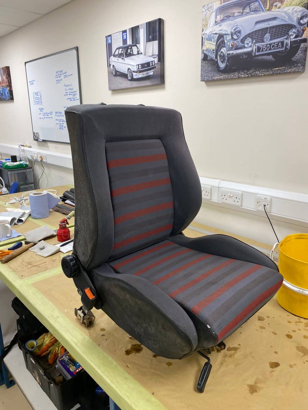 080921 1987 Golf GTI tidying the interior 26 1