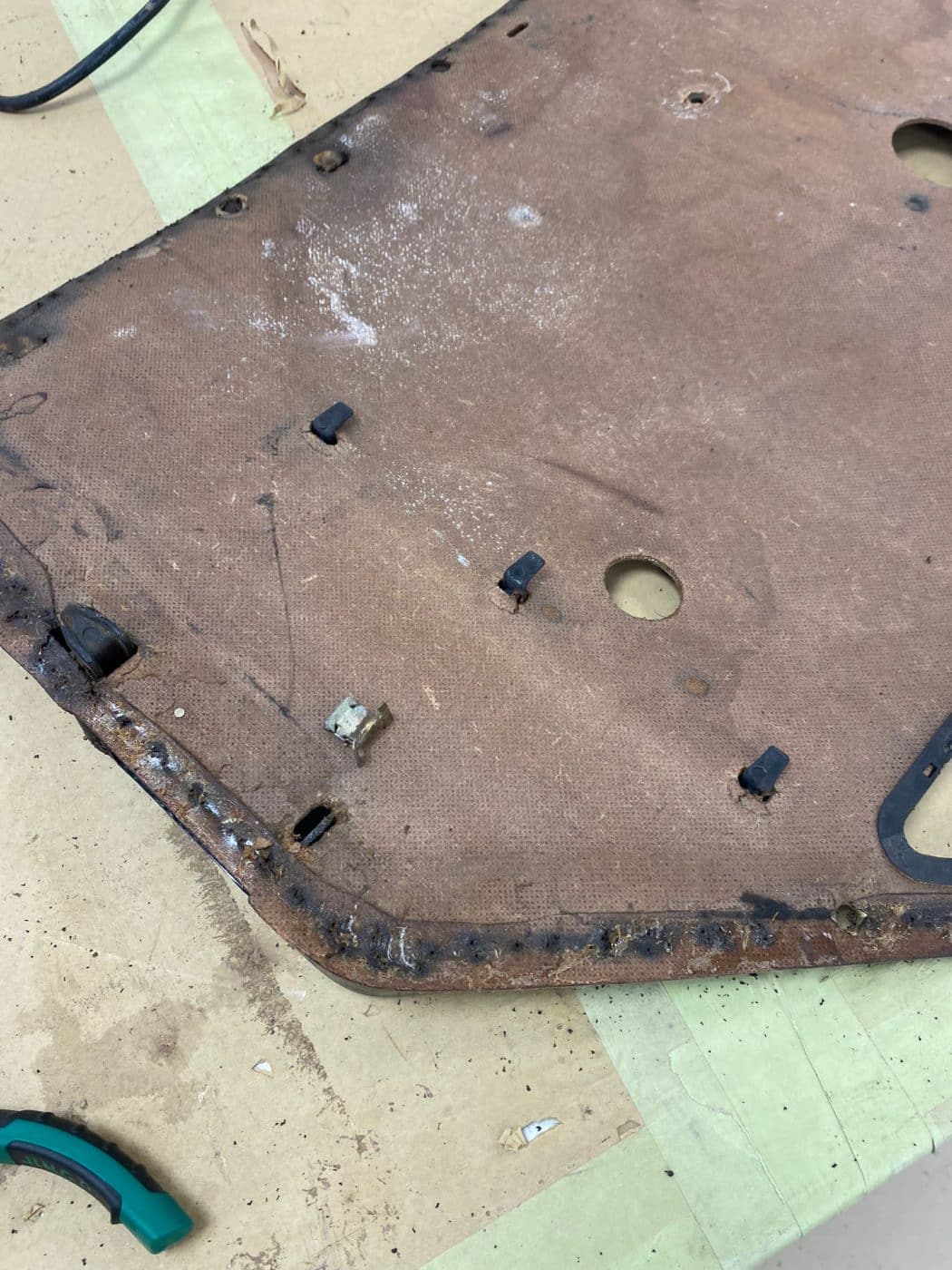 130921 Mercedes 500SL Door Panels and Door Pockets14 1