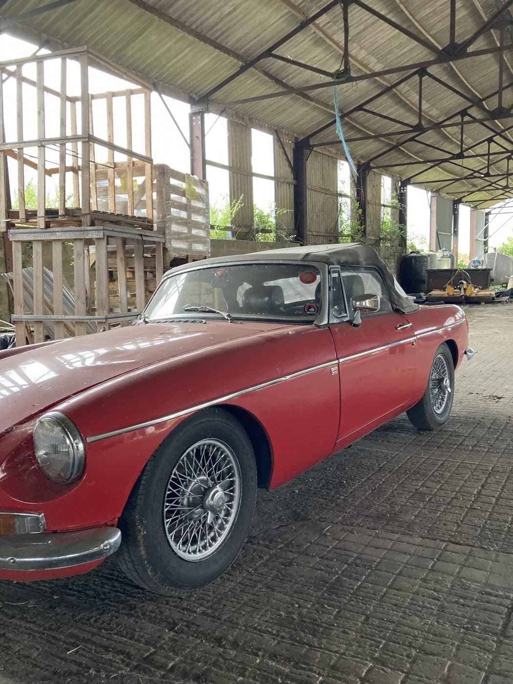 150921 1973 MG B in for a recommission 5 1