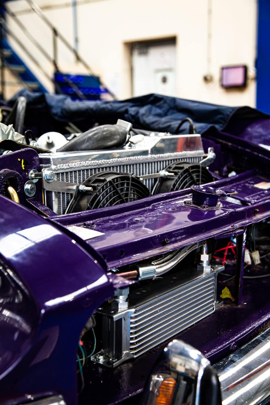 150921 MGB GT V8 Electric Fans 2