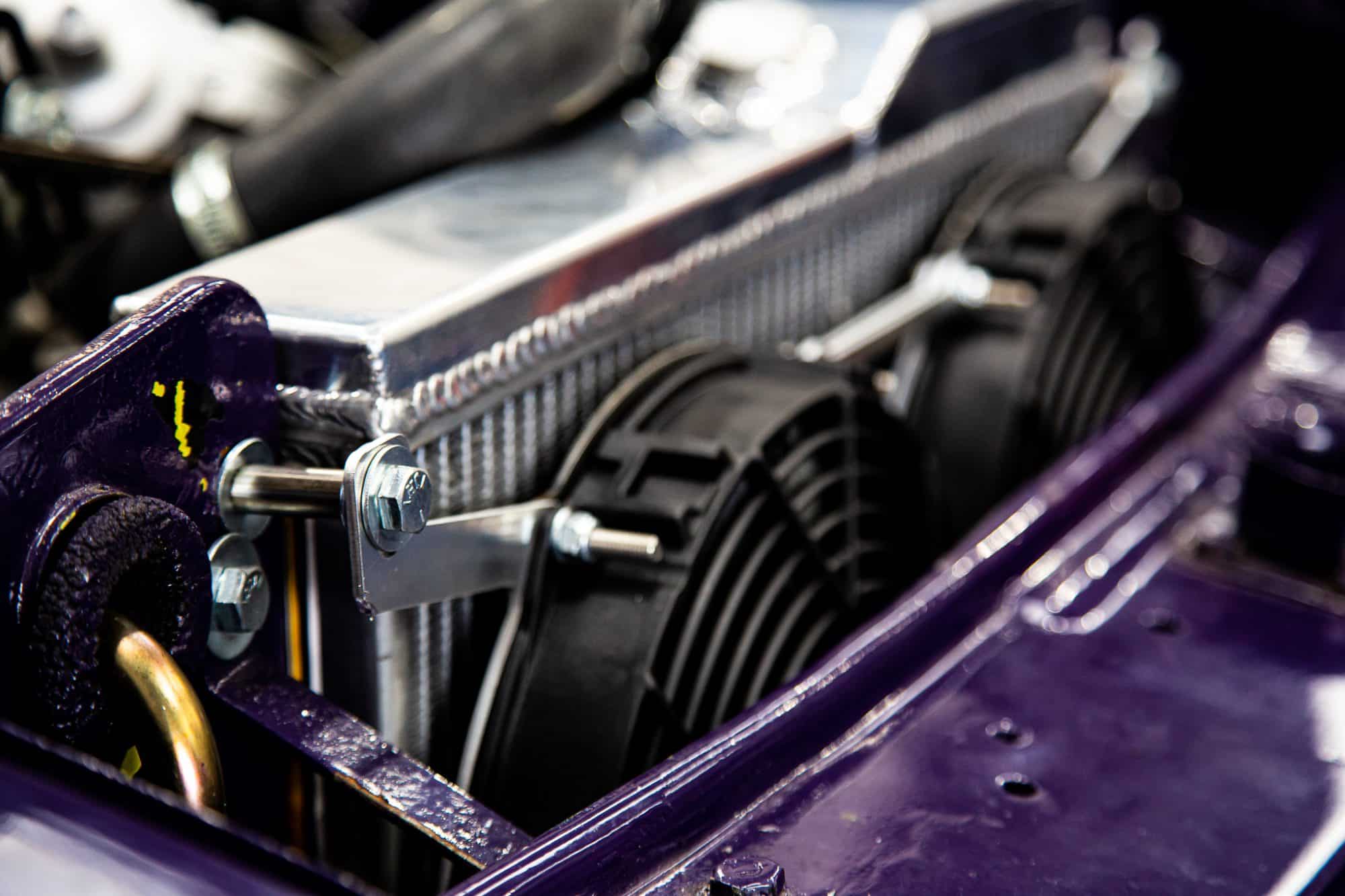 150921 MGB GT V8 Electric Fans