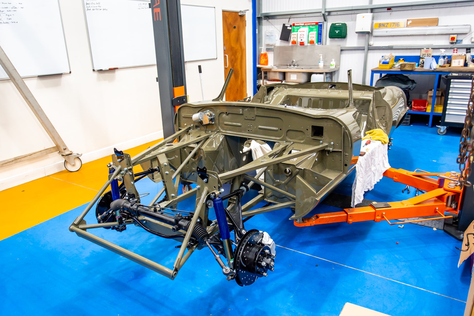 1973 Jaguar E Type Series 3 fitting the steering rack etc 3 1