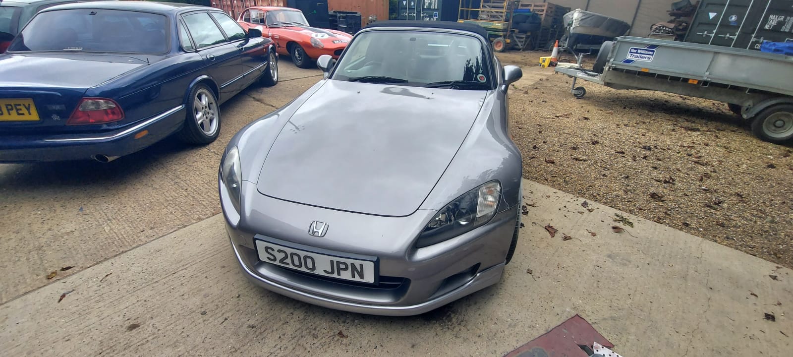 2000 Honda S2000 painting the front bumper and wing 1