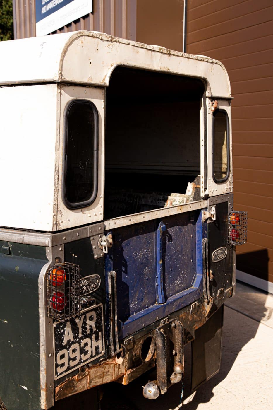 230921 1970 Land Rover Series III 16 1