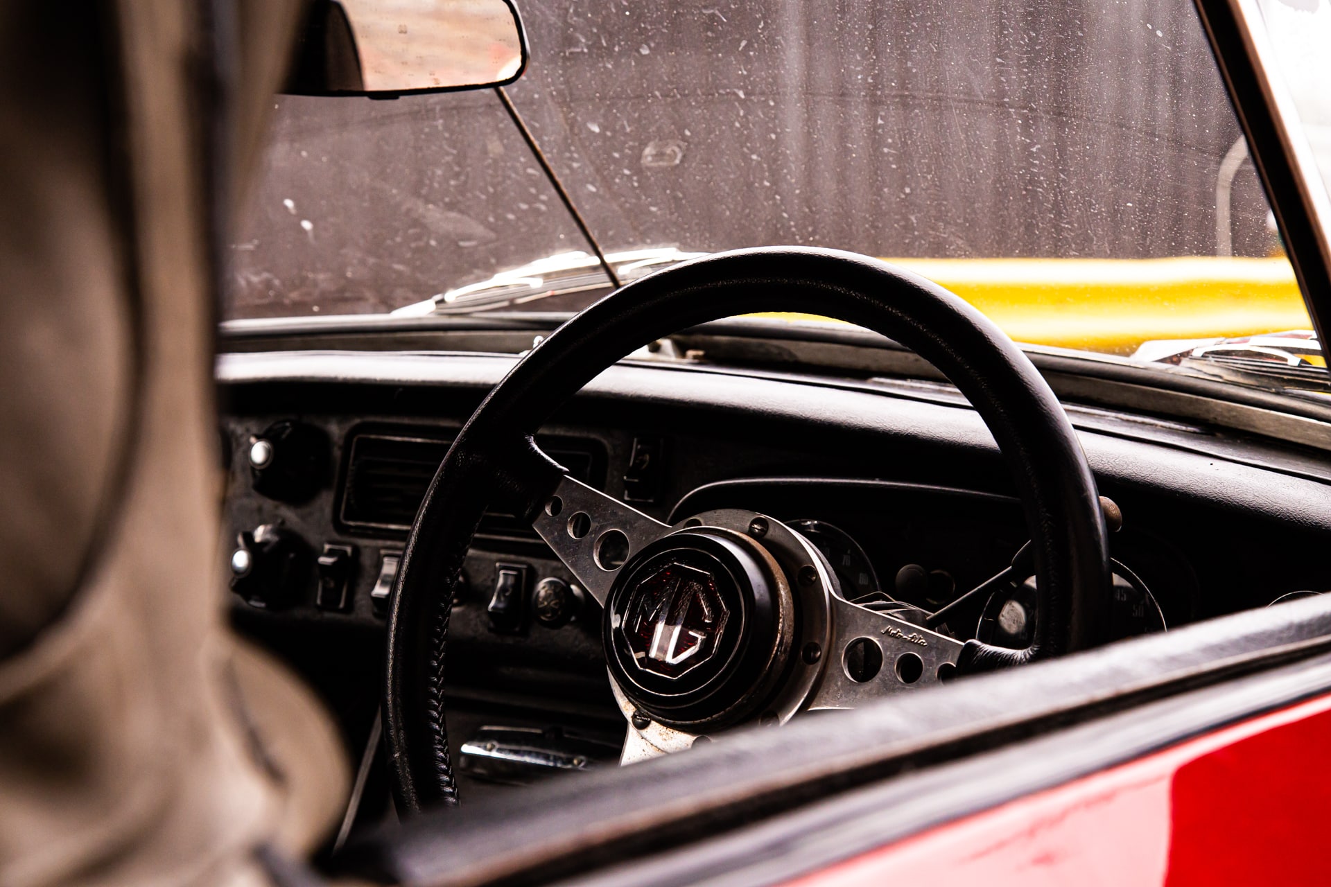 280921 1973 MGB Roadster 6 1