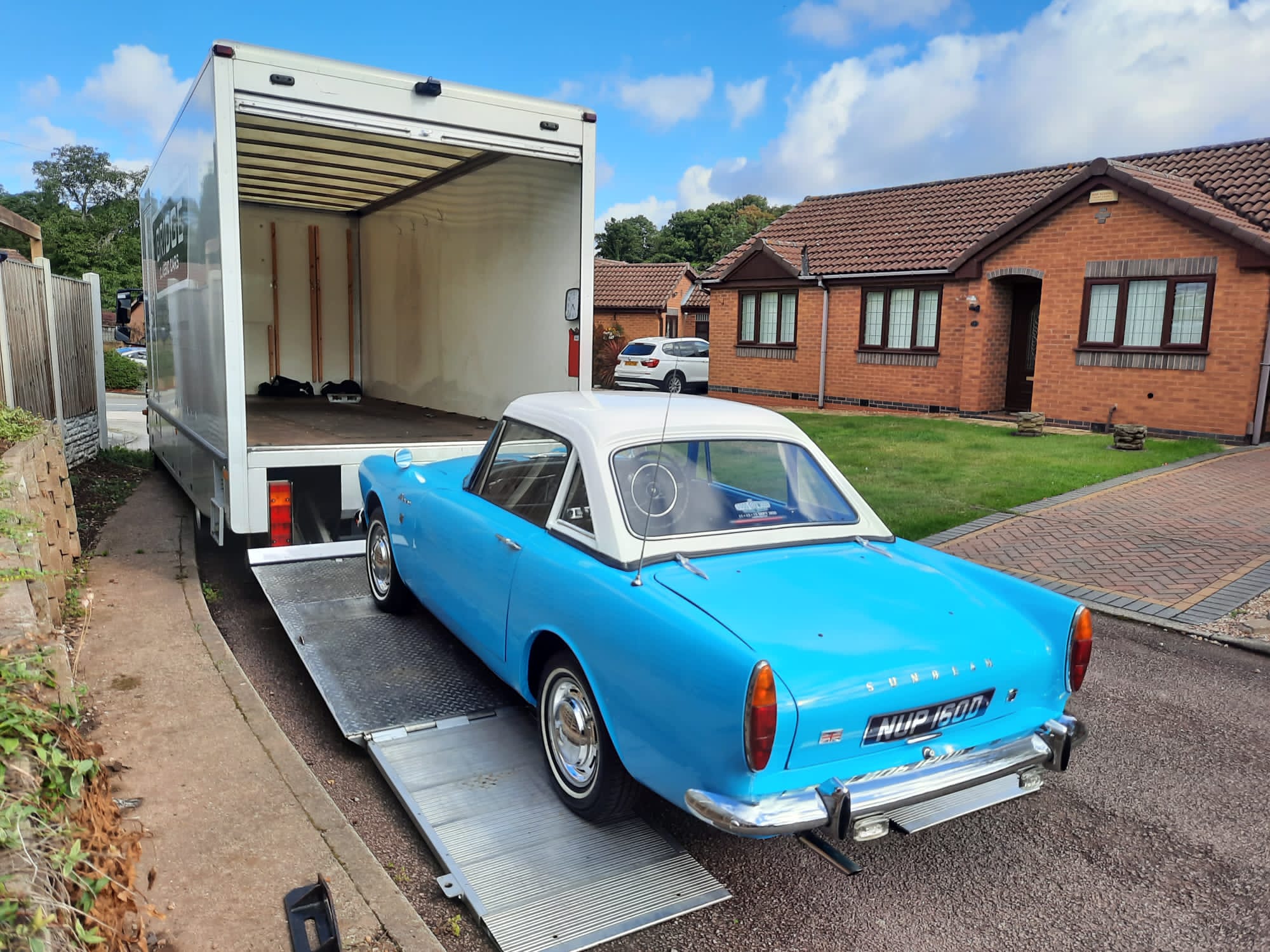 290921 1966 Sunbeam Alpine collection 4 1